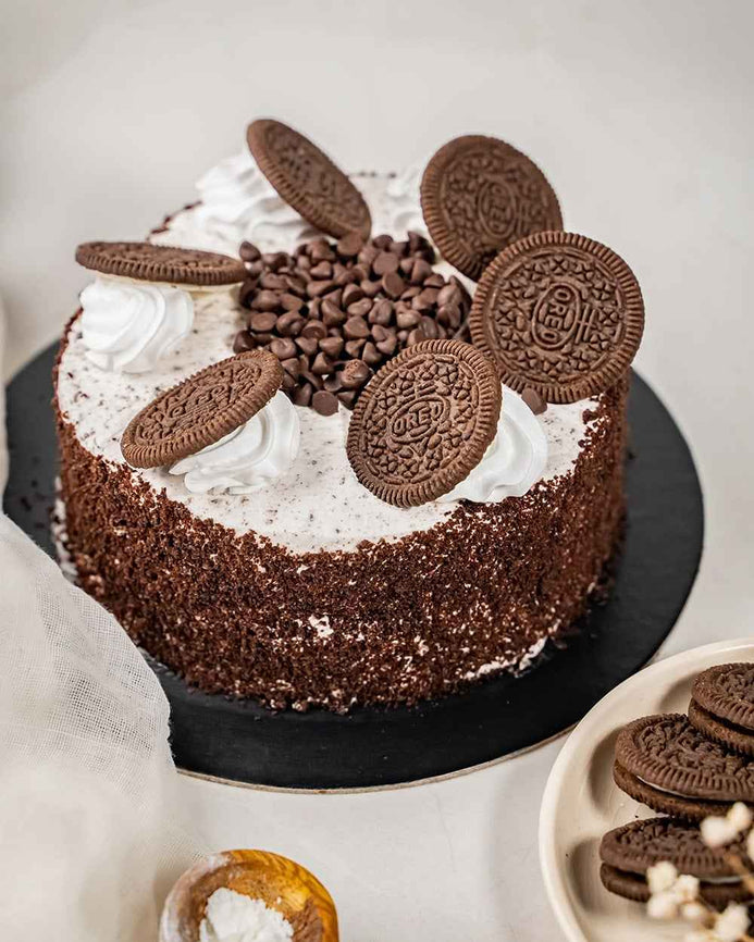 Homemade Oreo Ice Cream Cake | Beyond Frosting